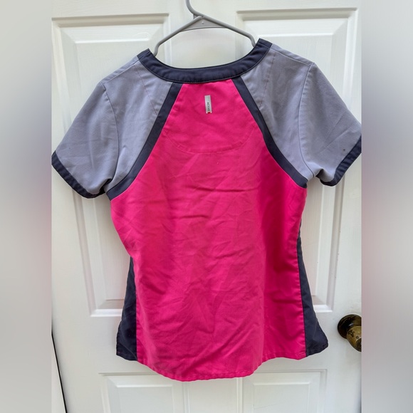 Grey’s Anatomy Scrub Set 🤩 - Picture 2 of 6